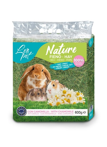 [PR381025] LEOPET NATURE HENO AROMATIZADO MANZANILLA 600 GR